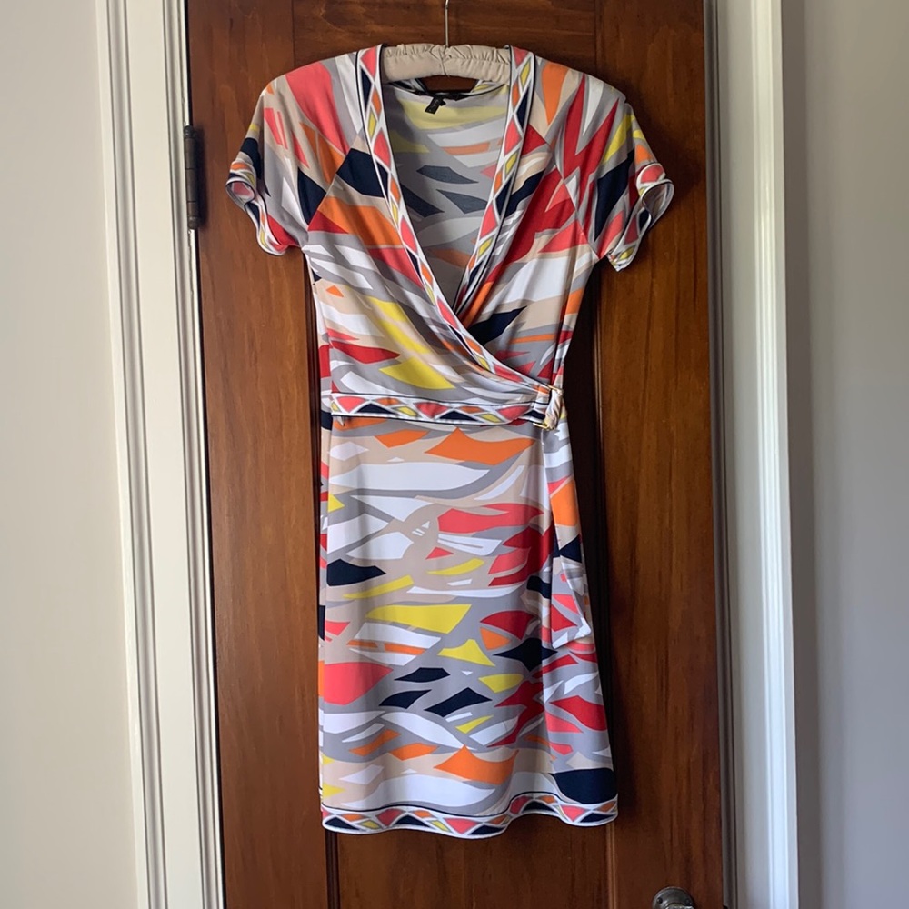 BCBG Maxazria wrap top dress in grey, navy, beige, salmon and orange. Size small